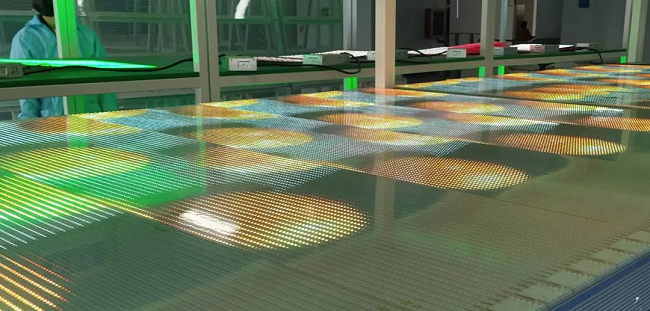 華邦瀛LED貼膜屏燈條的老化及測試